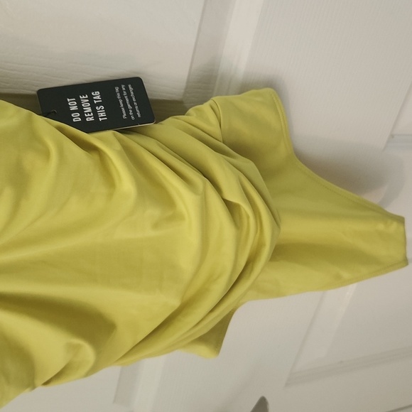 Express Light Yellow Body Contour Ruched Bodysuit Top Small - Picture 5 of 7